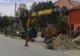 O macara s-a răsturnat
