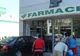 Accident, o maşină a intrat în vitrina unei farmacii din Constanţa