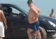 Şmecher de România: Românii se plimbă pe plajă cu jeep-ul