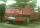 Parcat pe trecerea de pietoni, în parcarea unui supermarket