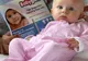 Un britanic a inventat un costum de bebeluş care măsoară temperatura 