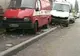 Autorităţile au soluţia pentru o asfaltare fără probleme: toarnă asfaltul pe lângă maşini