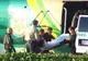 Revista OK! a plătit 500.000 dolari pentru fotografia cu Michael Jackson transportat de paramedici