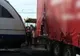 Traficul rutier şi feroviar a fost blocat două ore din cauza unui accident, la Arad