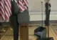 Un prompter de pe care Barak Obama citea un discurs a căzut şi s-a făcut ţăndări