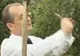 Politicienii fac orice ca să câştige inima electoratului