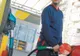 Rompetrol şi Petrom au scumpit carburanţii 