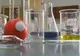 Dosar penal pentru o directoare de şcoală, care avea în laboratorul de chimie substanţe periculoase