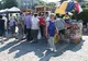 Bucureştenii au făcut cumpărături din patru pieţe volante la sfârşitul săptămânii