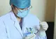 Bolnavii de cancer merg în China pentru a încerca tratamentul cu gene