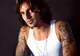 Tommy Lee  şi-a ars degetele în timpul unui concert