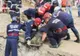 Doi muncitori au fost prinşi sub pământ în timp ce săpau un şanţ