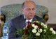 Băsescu: Poliţiştii ar putea primi 5% din suma obţinută din vânzarea produselor confiscate