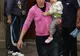 Atacurile împotriva românilor din Belfast vor fi discutate în curând într-o conferinţă 