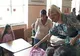 Politicieni la şcoală: Raluca Turcan a împărţit rechizite. Liberalul Ilie Morega a adus ghiozdane. Mazăre a venit cu o maşină decapotabilă de epocă
