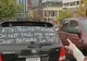O tânără din Washington şi-a scris pe maşină un mesaj pentru poliţişti
