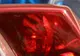 Un bărbat a fost prins de poliţişti, după ce a ameninţat-o cu o armă pe vânzătoarea unui magazin