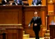 PD-L mizează pe moţiunea de cenzură ca să scape de PSD, scrie Evenimentul Zilei