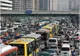 Restricţiile pentru limitarea poluării la Beijing i-au făcut pe locuitori să-şi ia mai multe maşini