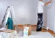 Muncitorii din cămine vând vopseaua, în loc să o folosească la renovarea camerelor