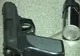 Un bărbat din Râmnicu Sărat, care a ameninţat cu cuţitul un poliţist, a fost împuşcat în picior