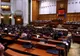 Şedinţa dedicată citirii moţiunii a fost suspendată timp de o oră din lipsă de cvorum, după ce PD-L a părăsit sala