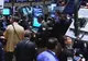 Indicele Dow Jones a depăşit pragul psihologic de 10.000 de puncte