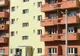 60 de familii din Hunedoara s-au mutat într-un bloc ANL fără utilităţi 