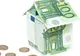 Un român plăteşte la notar de 14 ori mai mult decât un german pentru o tranzacţie imobiliară