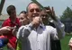 Din confesiunile premierului Boc: Am învăţat ce înseamnă să fii responsabil în copilărie, când aveam grijă de gâşte