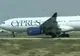 Pasagerul unei curse Larnaca-Atena a sărit din avion în timpul decolării 