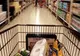 O poliţistă din judeţul Argeş a fost prinsă furând dintr-un hypermarket