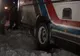 Un autobuz care transporta oamenii la serviciu a rămas blocat în nămeţi, în Timiş
