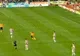 Gol de fundaş! De la 55 de metri, în Anglia