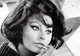 Sophia Loren spune că s-au făcut presiuni asupra sa să îşi "repare" nasul prea lung