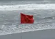 S-a interzis scăldatul la MARE. Salvamarii au arborat steagul roșu