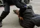 Tânăr din Sibiu, bătut CRUNT de doi bărbați, pe fondul unor discuții contradictorii. Poliția i-a reținut pe agresori