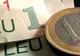 Economiștii ING se așteaptă la o depreciere modică a leului
