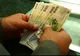 Românii care nu şi-au achitat taxele şi impozitele au rămas fără ajutoare sociale 