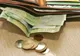 PREŢURILE la alimente au scăzut, serviciile s-au SCUMPIT
