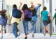 ONG-uri cer educaţie sexuală în şcoli. Câte fete sub 15 ani devin mame în România?