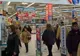 ALERTĂ la nivel naţional: SALAM ALTERAT în hipermarket, cu data de expirare TRUCATĂ