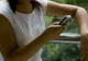 I-a trimis soţului un SMS destinat amantului. Ce s-a întâmplat mai apoi a ÎNGROZIT întreaga familie