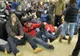 Doi angajaţi ai Aeroportului Sibiu, internaţi cu probleme respiratorii, după moartea unui coleg