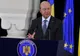 Băsescu: Romii care trag de cetăţeni deranjează, bancherii ce fură miliarde nu deranjează pe nimeni