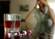 De ce n-ar mai trebui să iei niciodată paracetamol în combinație cu alcool