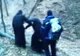 Un pustnic care s-a retras acum 20 de ani într-o grotă lângă Cozia, SALVAT de jandarmi. Ce-a păţit