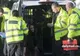 OFENSIVA poliţiştilor britanici împotriva imigranţilor romi