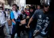 VIOLENŢE în Venezuela: 8 morţi şi 137 de răniţi. "E lovitură de stat", spune preşedintele Maduro