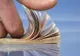 Adio, plăţi CASH. AMENZI DRASTICE pentru cei care plătesc CU BANII JOS